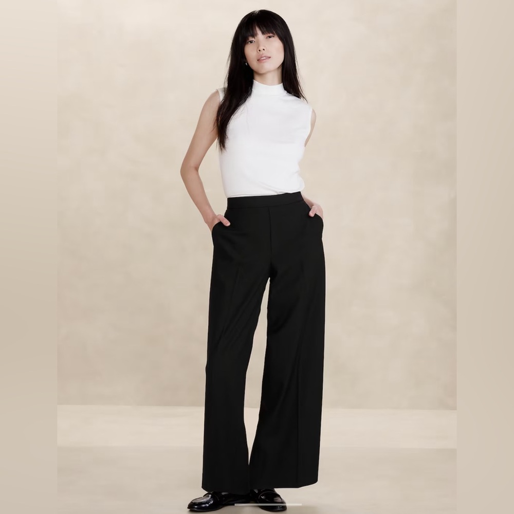 Banana Republic Wide Leg Crop | Black | Size 4P (petite)